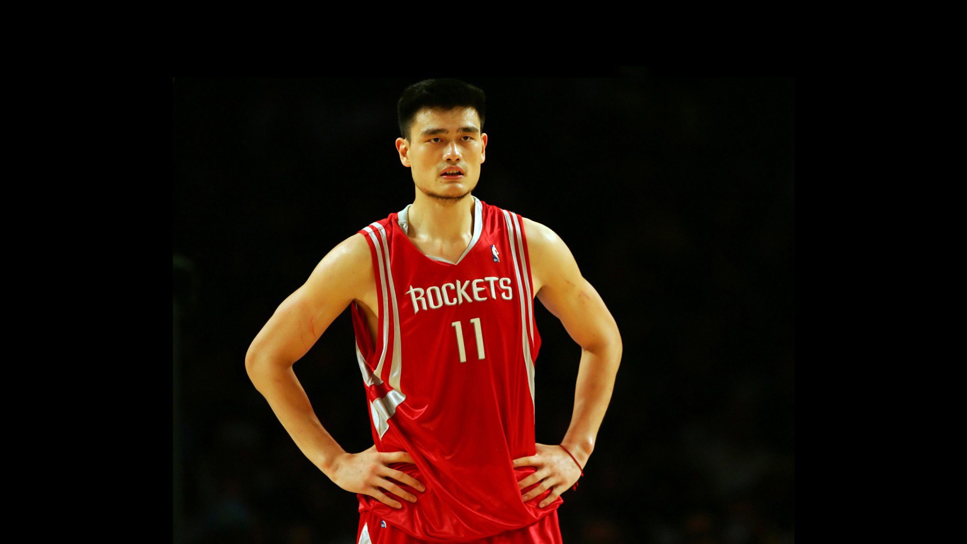 STAR SPORTS下载-惊天大冷！杜兰特单挑巴黎圣日耳曼，篮球之神脚法征服足球豪门！